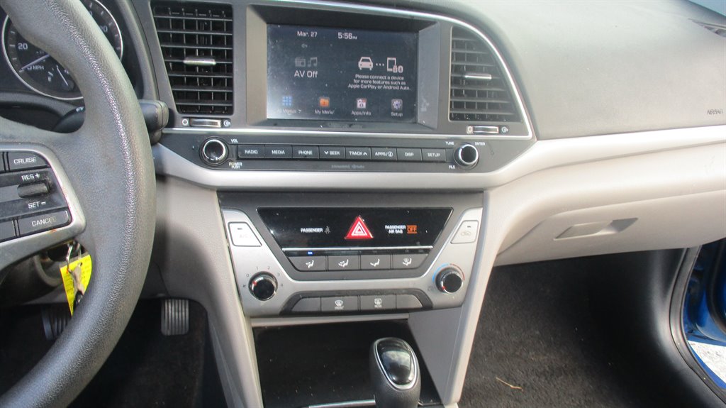 2017 Hyundai Elantra SE - Photo 18