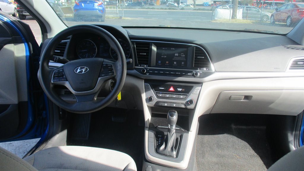 2017 Hyundai Elantra SE - Photo 15