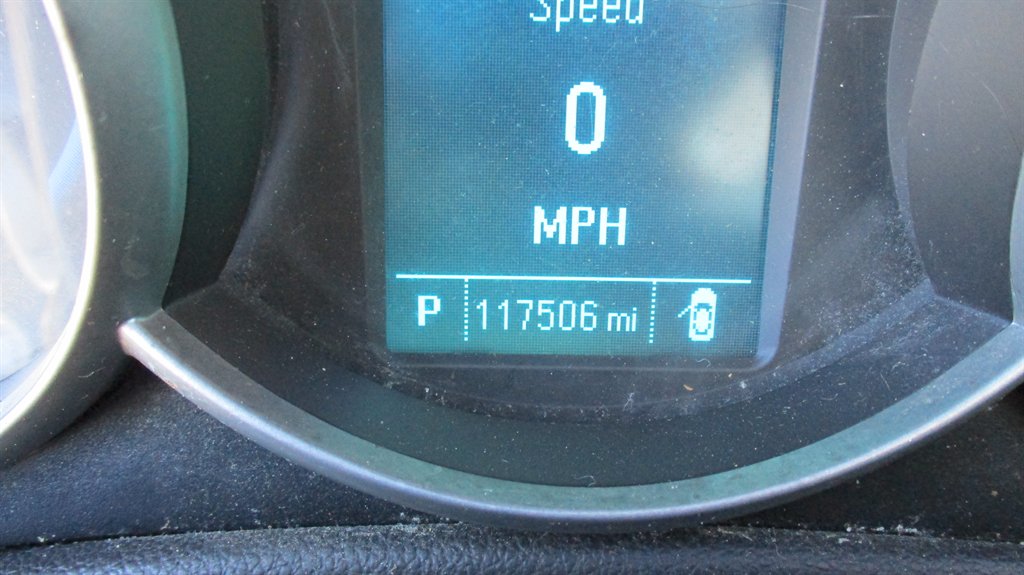 2015 Chevrolet Cruze LS - Photo 14