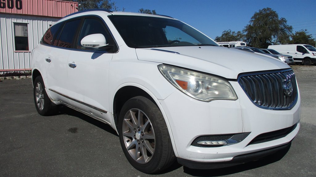 2017 Buick Enclave Convenience's photo
