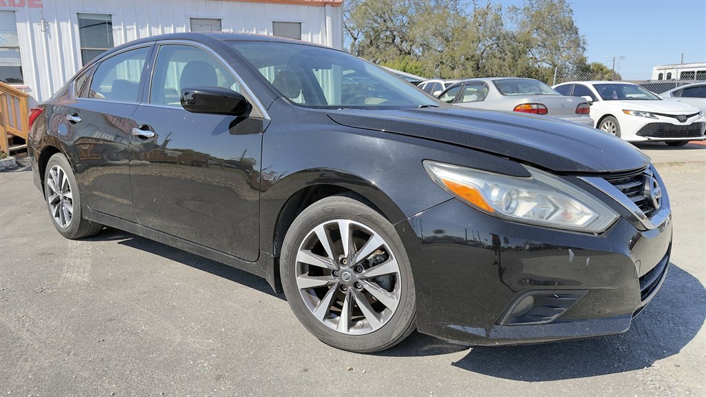2017 Nissan Altima SV