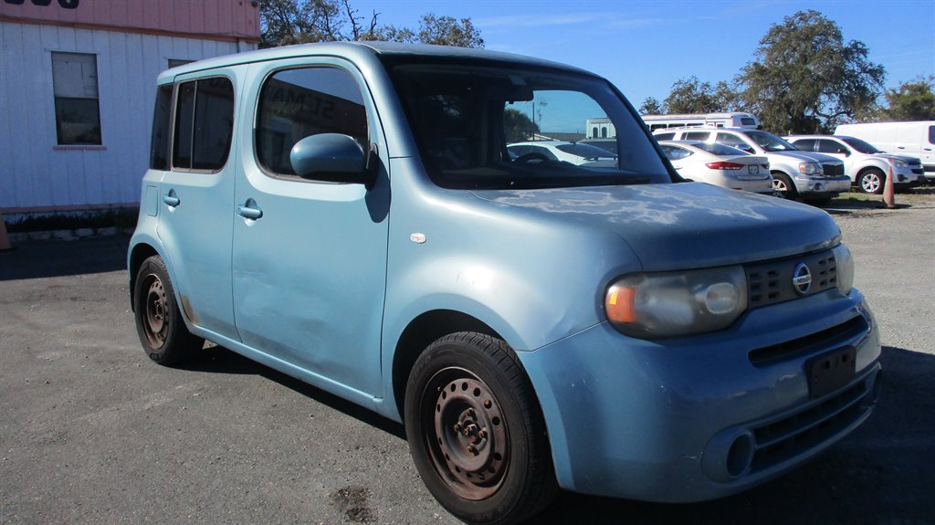2011 Nissan cube