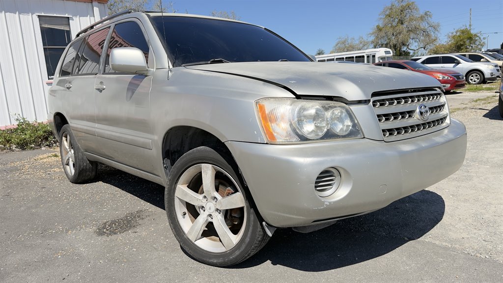 2002 Toyota Highlander Base