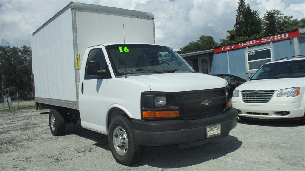 2016 Chevrolet Express Cutaway Base